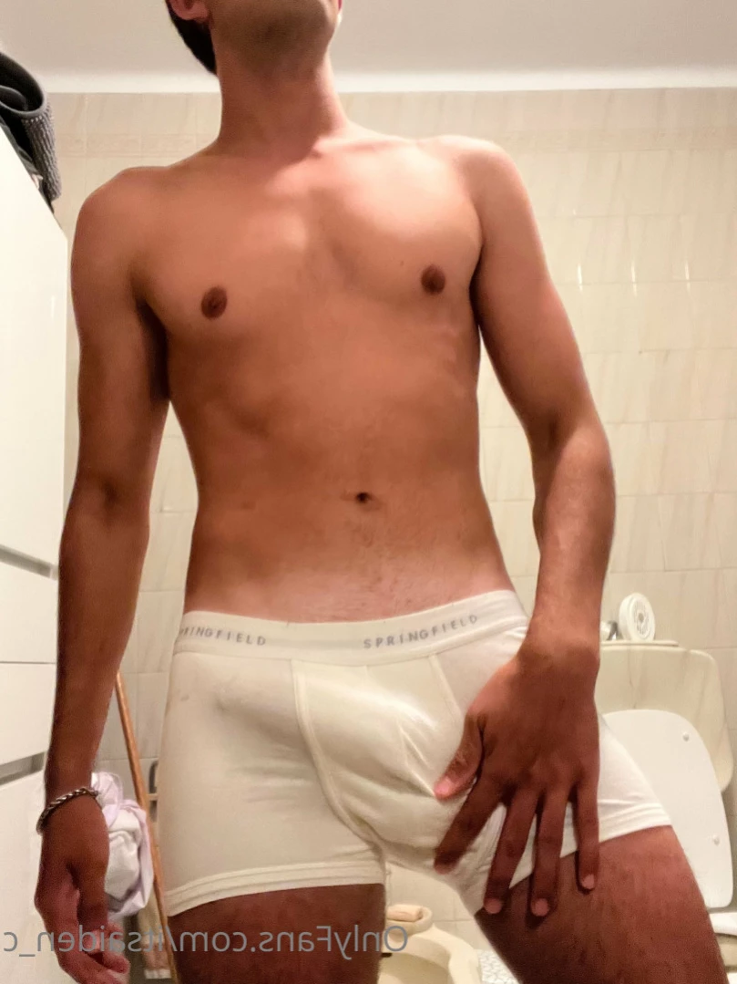 Aiden Carter [ itsaiden_c ] Onlyfans leaked photo 11469695 on Hotleaks.tv