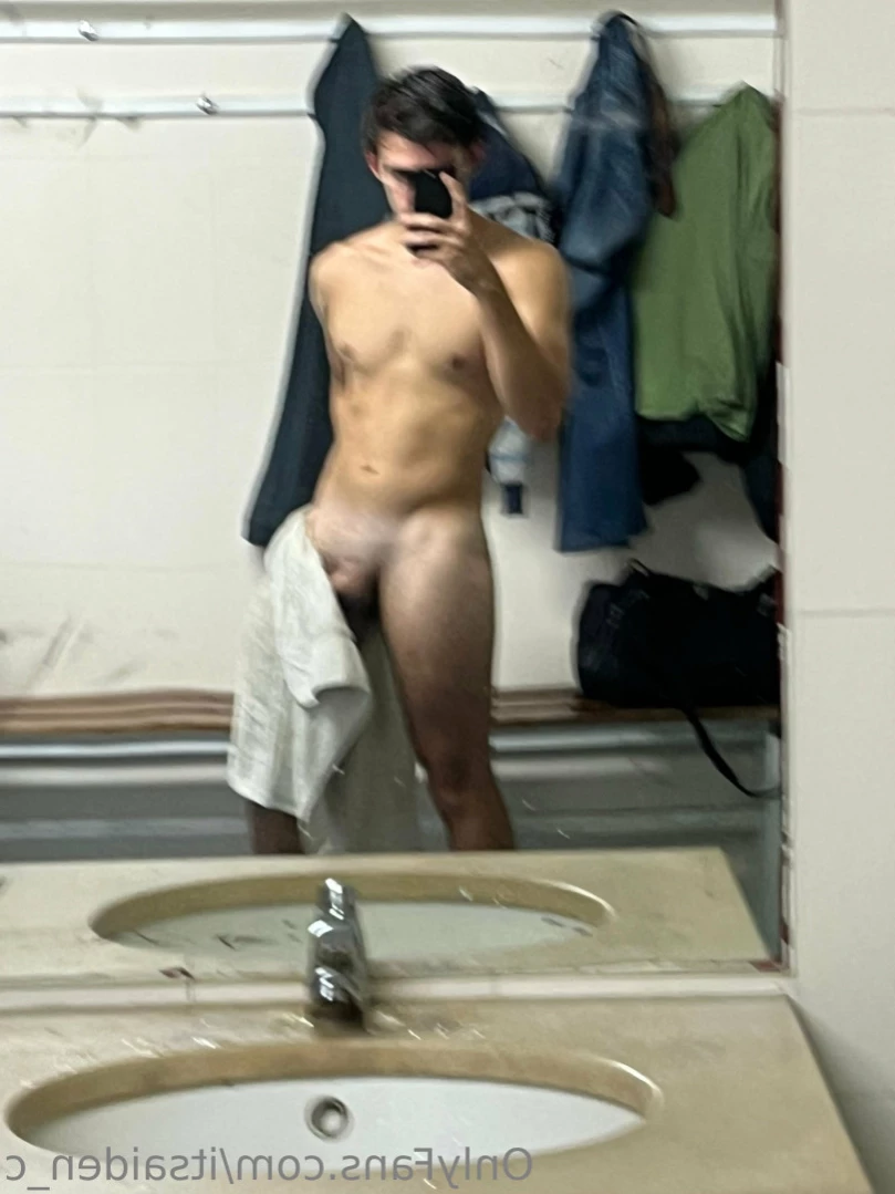 Aiden Carter [ itsaiden_c ] Onlyfans leaked photo 12451361 on Hotleaks.tv