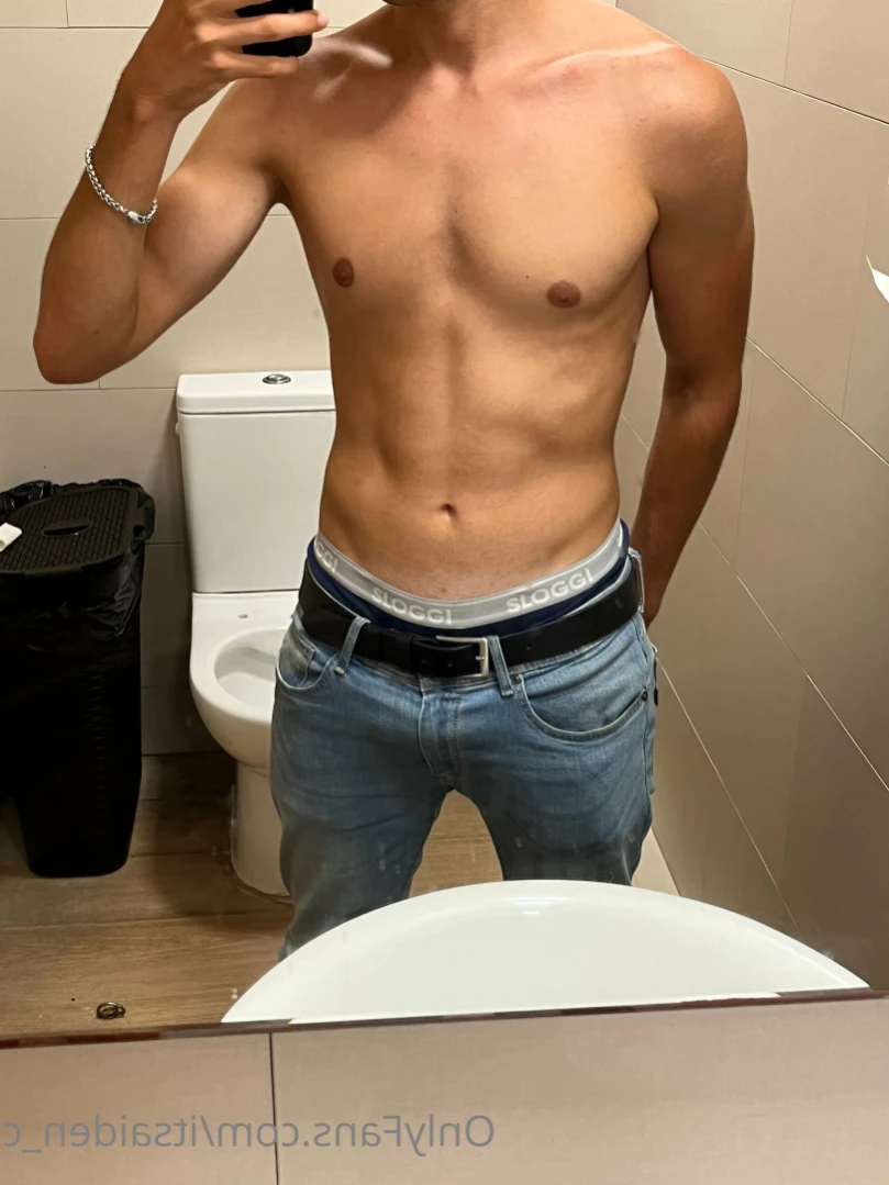 Aiden Carter [ itsaiden_c ] Onlyfans leaked photo 16192391 on Hotleaks.tv