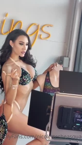 Nicolette Shea [ nicolettesheasquad ] Onlyfans leaked video 10843468 on Hotleaks.tv