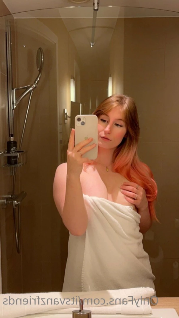 April [ itsvanzfriends ] Onlyfans leaked photo 11445881 on Hotleaks.tv