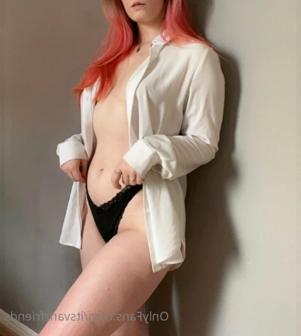 April [ itsvanzfriends ] Onlyfans leaked photo 11446050 on Hotleaks.tv