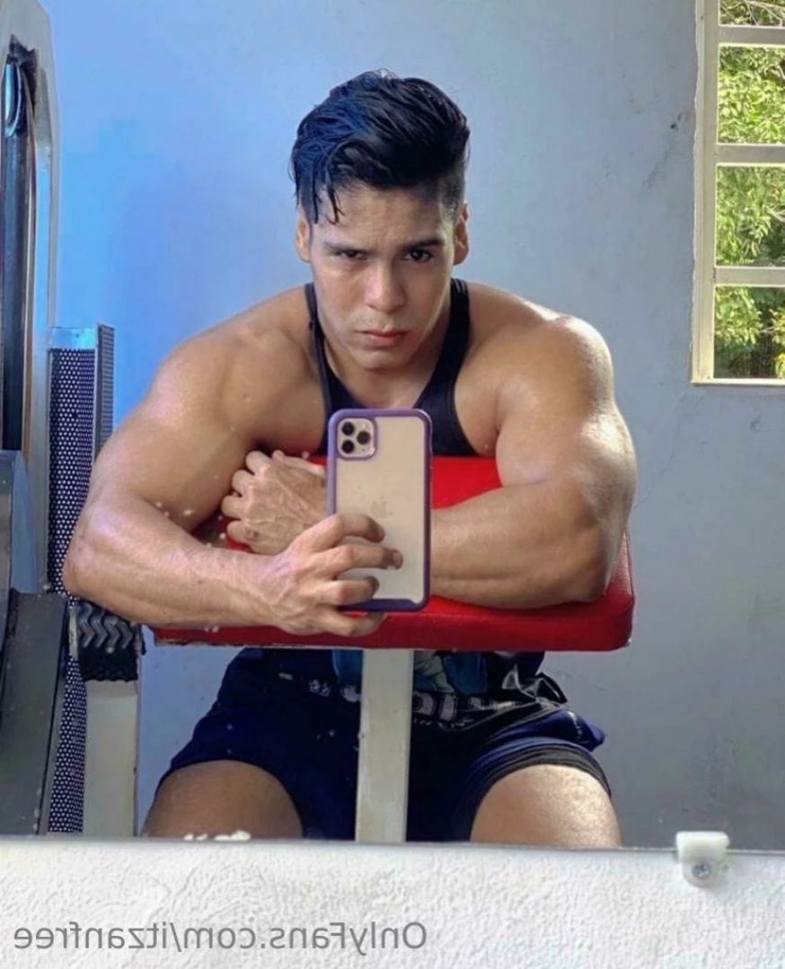 Itzan Zayn (FREE - GRATIS) [ itzanfree ] Onlyfans leaked photo 11445240 on Hotleaks.tv