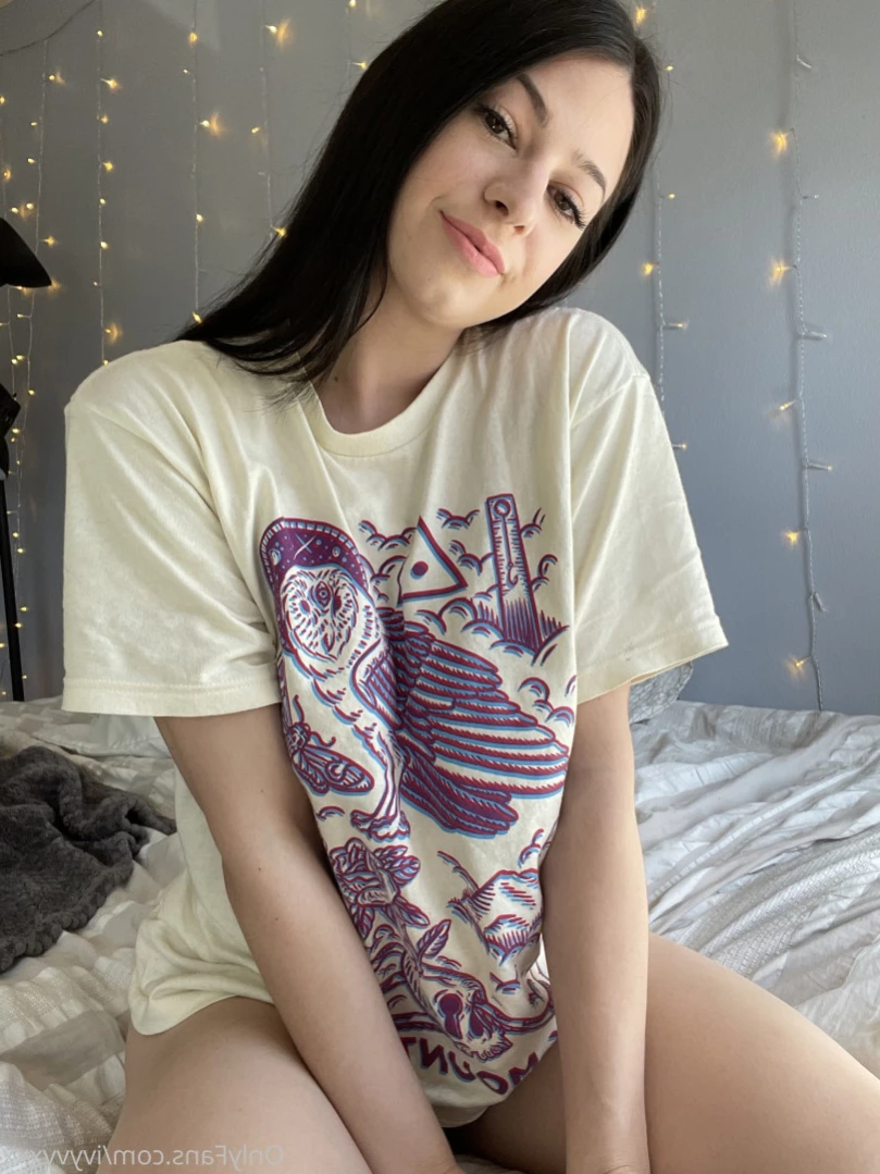 ivy 🌿 [ ivyvyxxx ] Onlyfans leaked photo 11459944 on Hotleaks.tv
