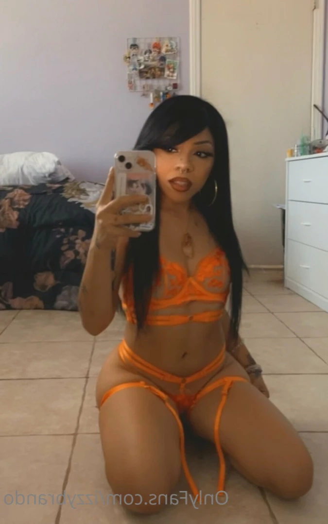 Izzybrando [ izzykento ] Onlyfans leaked photo 10997295 on Hotleaks.tv