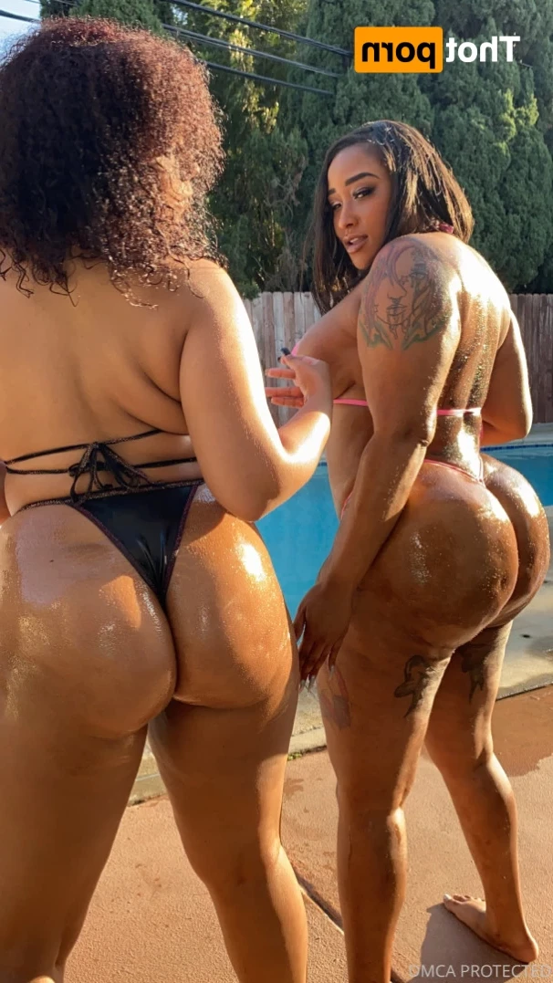 COSPLAY CORN QUEEN 👸🏽 [ nikiarenee ] Onlyfans leaked photo 11718664 on Hotleaks.tv
