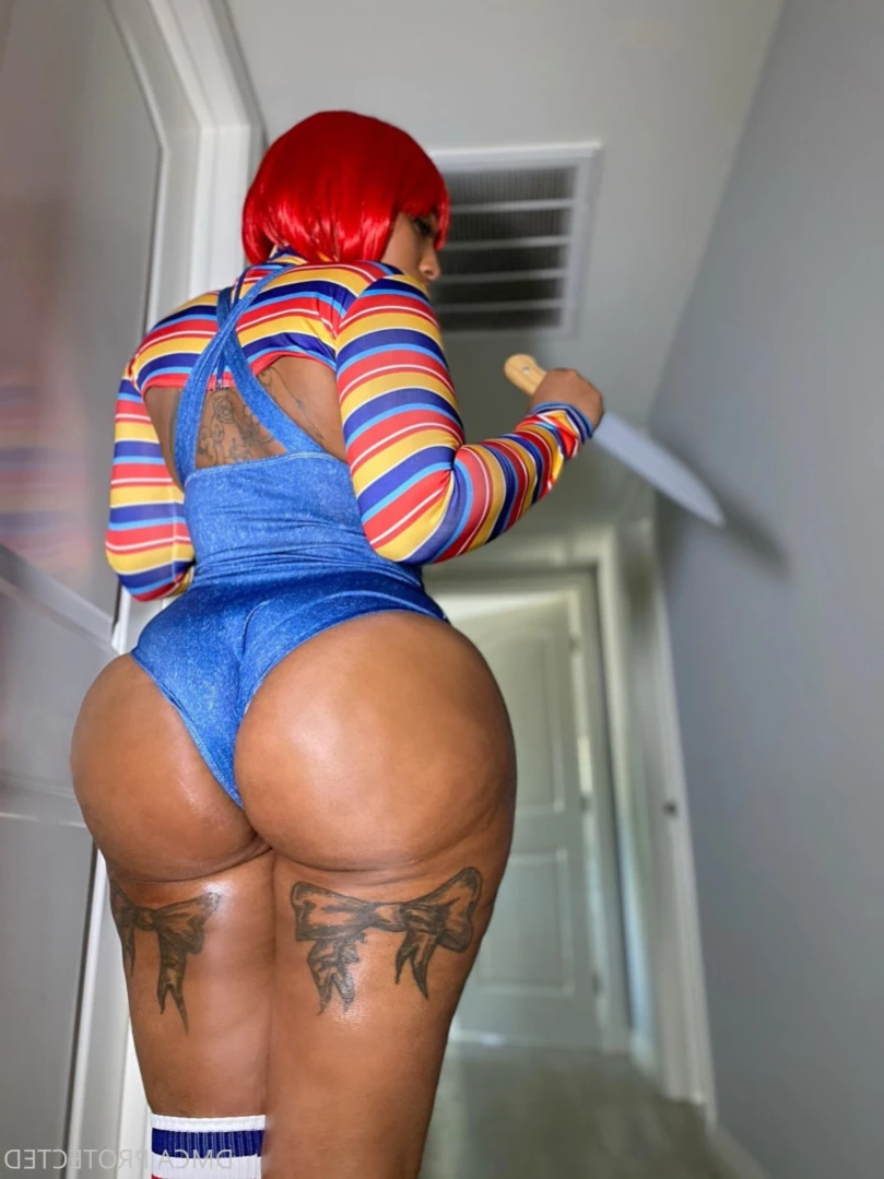 COSPLAY CORN QUEEN 👸🏽 [ nikiarenee ] Onlyfans leaked photo 14788445 on Hotleaks.tv