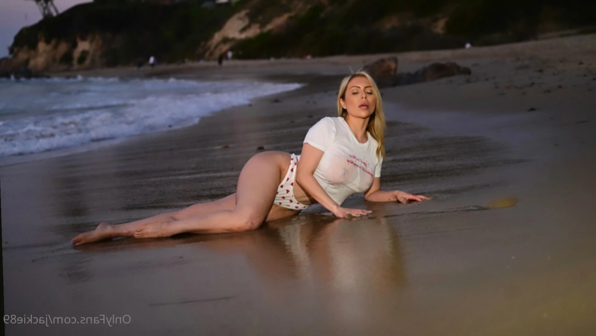 Jackie [ jackie89 ] Onlyfans leaked photo 13668445 on Hotleaks.tv