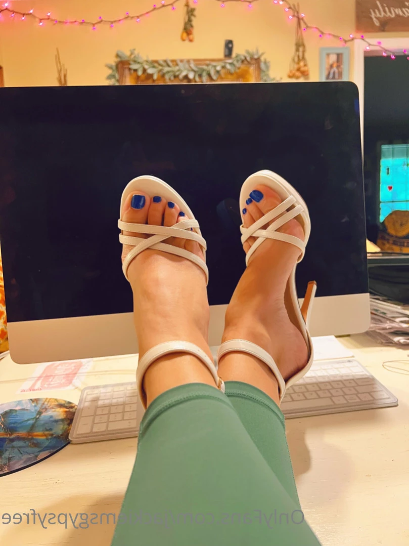 jackiemsgypsyfree Onlyfans leaked photo 11211208 on Hotleaks.tv