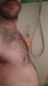 15716587
