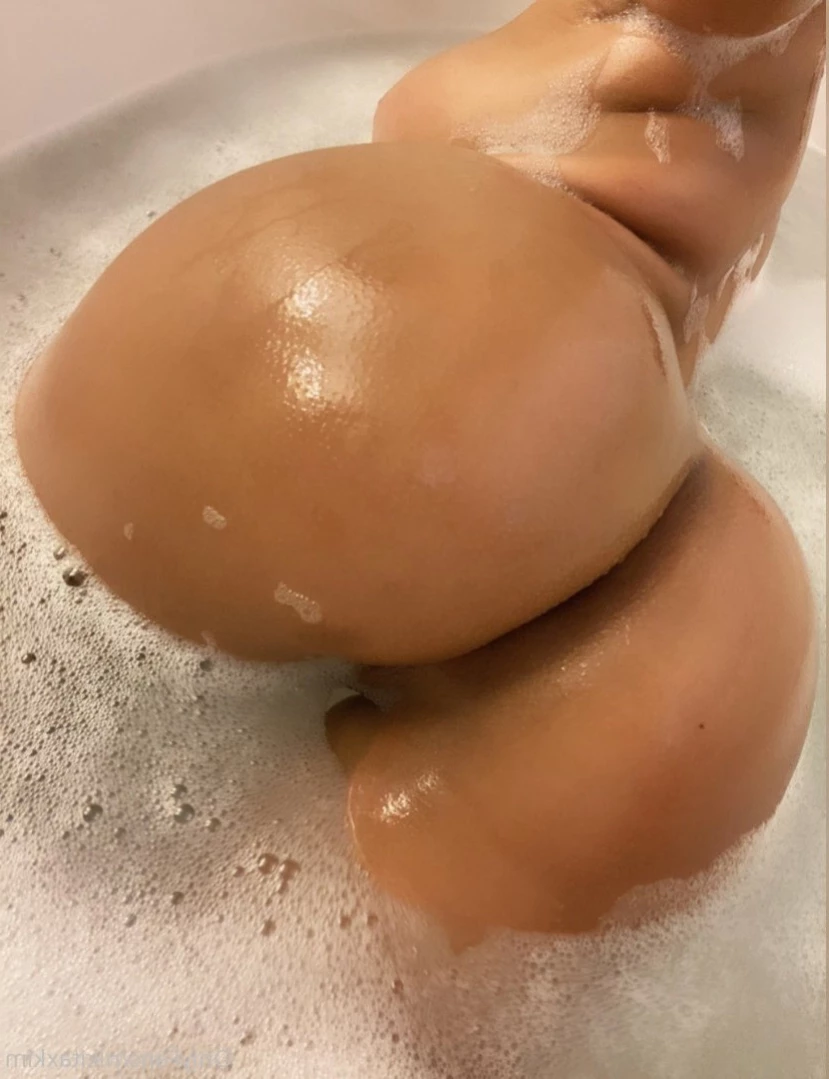 nikitaxkim Onlyfans leaked photo 16493274 on Hotleaks.tv
