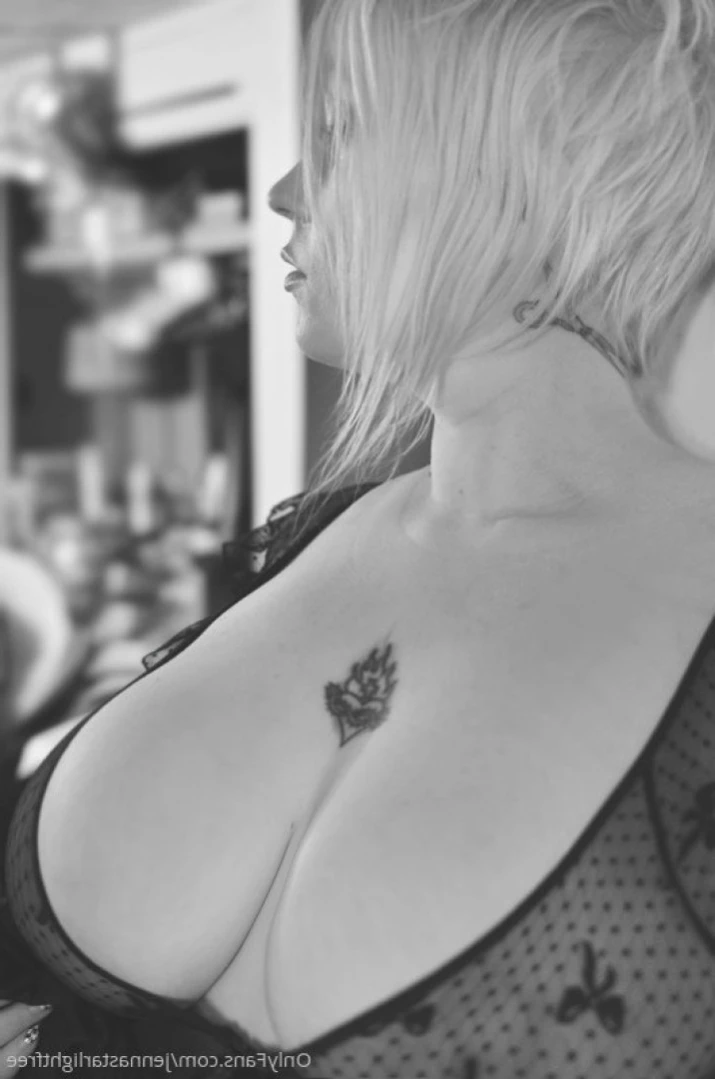 Jenna Starlight (FREE) [ jennastarlightfree ] Onlyfans leaked photo 12401268 on Hotleaks.tv