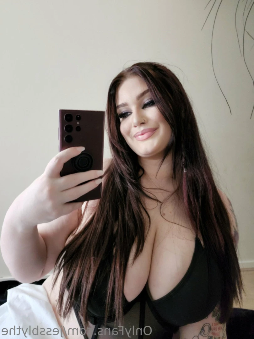Jess 🍑 top 1.9% [ jessblythe ] Onlyfans leaked photo 11204355 on Hotleaks.tv