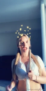 1697793