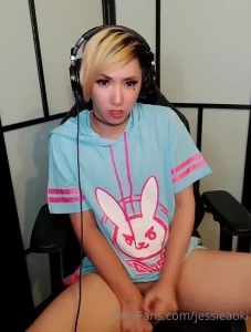 Jessie Aoki [ jessieaoki ] Onlyfans leaked video 15104979 on Hotleaks.tv