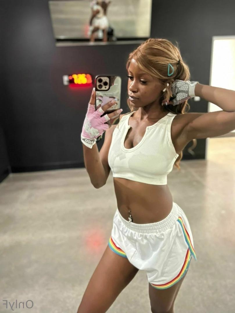 Jezabel Vessir [ jezabelvisser ] Onlyfans leaked photo 11198414 on Hotleaks.tv