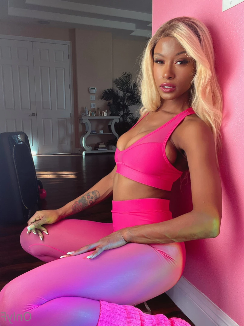Jezabel Vessir [ jezabelvisser ] Onlyfans leaked photo 13484413 on Hotleaks.tv
