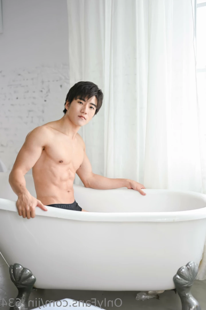 成宮仁-JIN- [ jin_634 ] Onlyfans leaked photo 11198701 on Hotleaks.tv