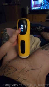 13702023
