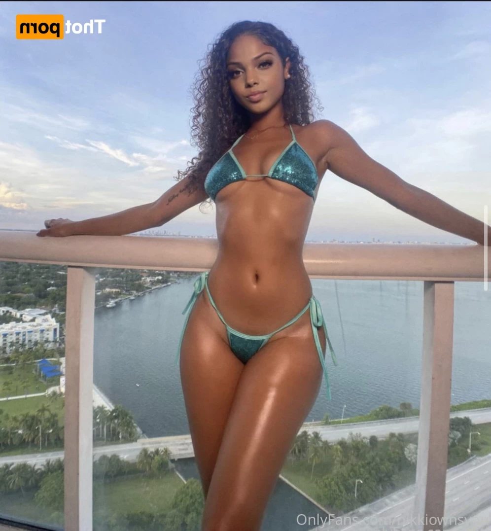 NIKKI🖤 [ nikkiownsyou ] Onlyfans leaked photo 10860357 on Hotleaks.tv