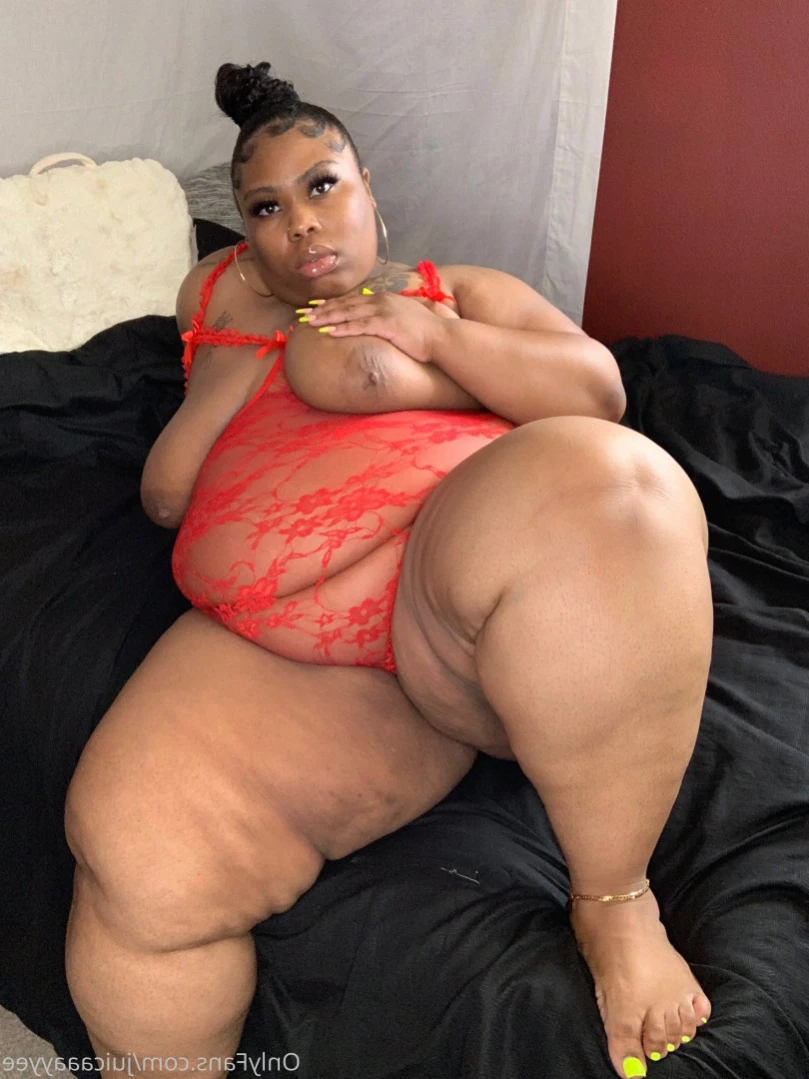 CHECK YOUR DM 😋 [ juicaaayyee ] Onlyfans leaked photo 10923326 on Hotleaks.tv