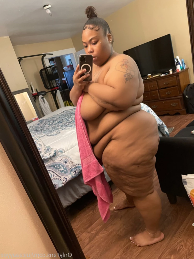 CHECK YOUR DM 😋 [ juicaaayyee ] Onlyfans leaked photo 11197532 on Hotleaks.tv