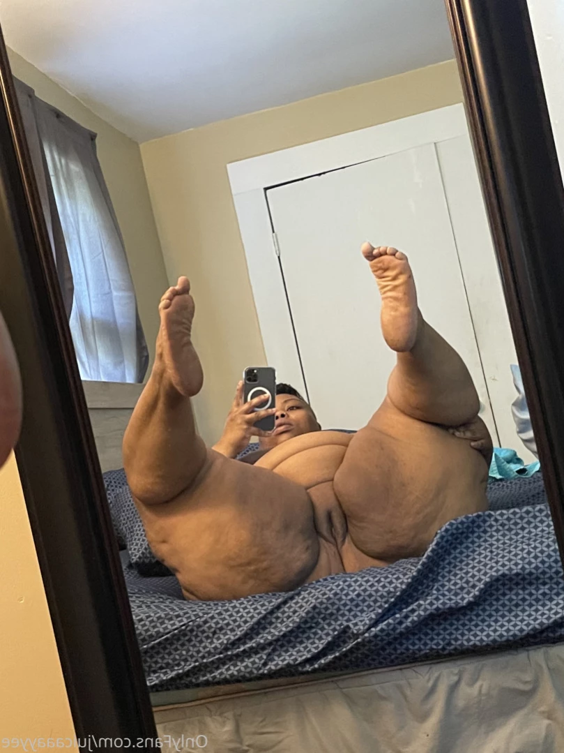 CHECK YOUR DM 😋 [ juicaaayyee ] Onlyfans leaked photo 11852769 on Hotleaks.tv