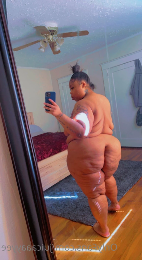 CHECK YOUR DM 😋 [ juicaaayyee ] Onlyfans leaked photo 11881468 on Hotleaks.tv