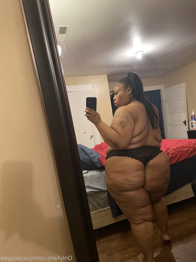 CHECK YOUR DM 😋 [ juicaaayyee ] Onlyfans leaked photo 14775662 on Hotleaks.tv