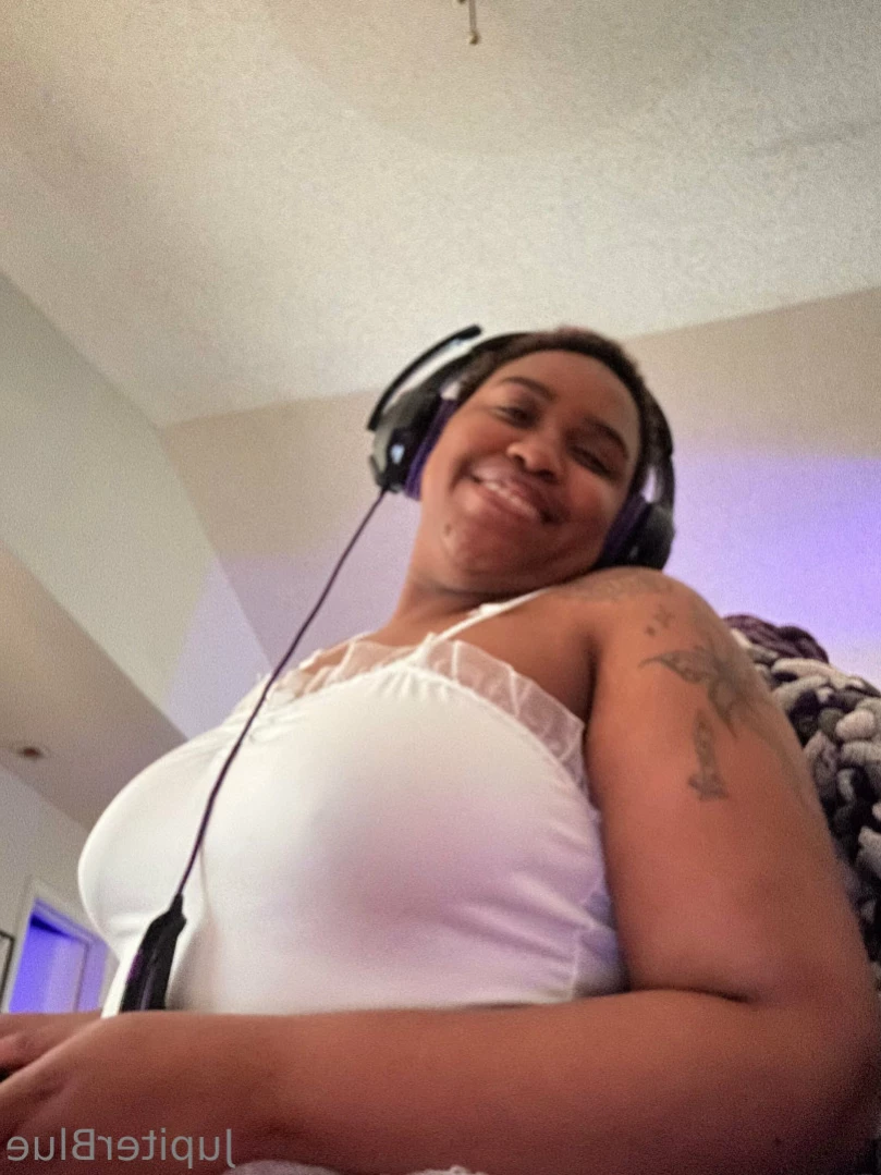 Mommy Jupi [ jupiterblue ] Onlyfans leaked photo 11207903 on Hotleaks.tv