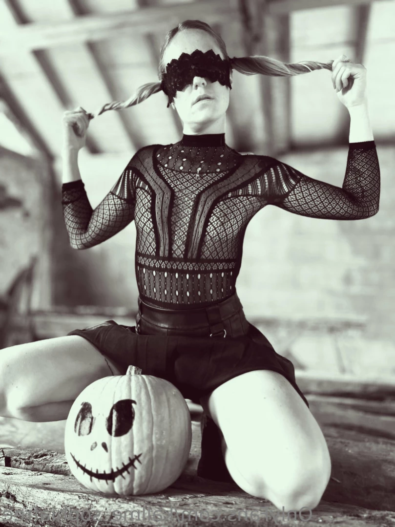 Sophia [ kallme_sophiafree ] Onlyfans leaked photo 15968381 on Hotleaks.tv