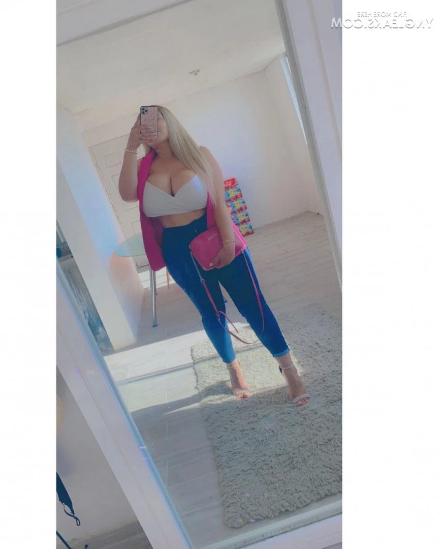 Nimsay [ nimsayvalens ] Onlyfans leaked photo 914506 on Hotleaks.tv