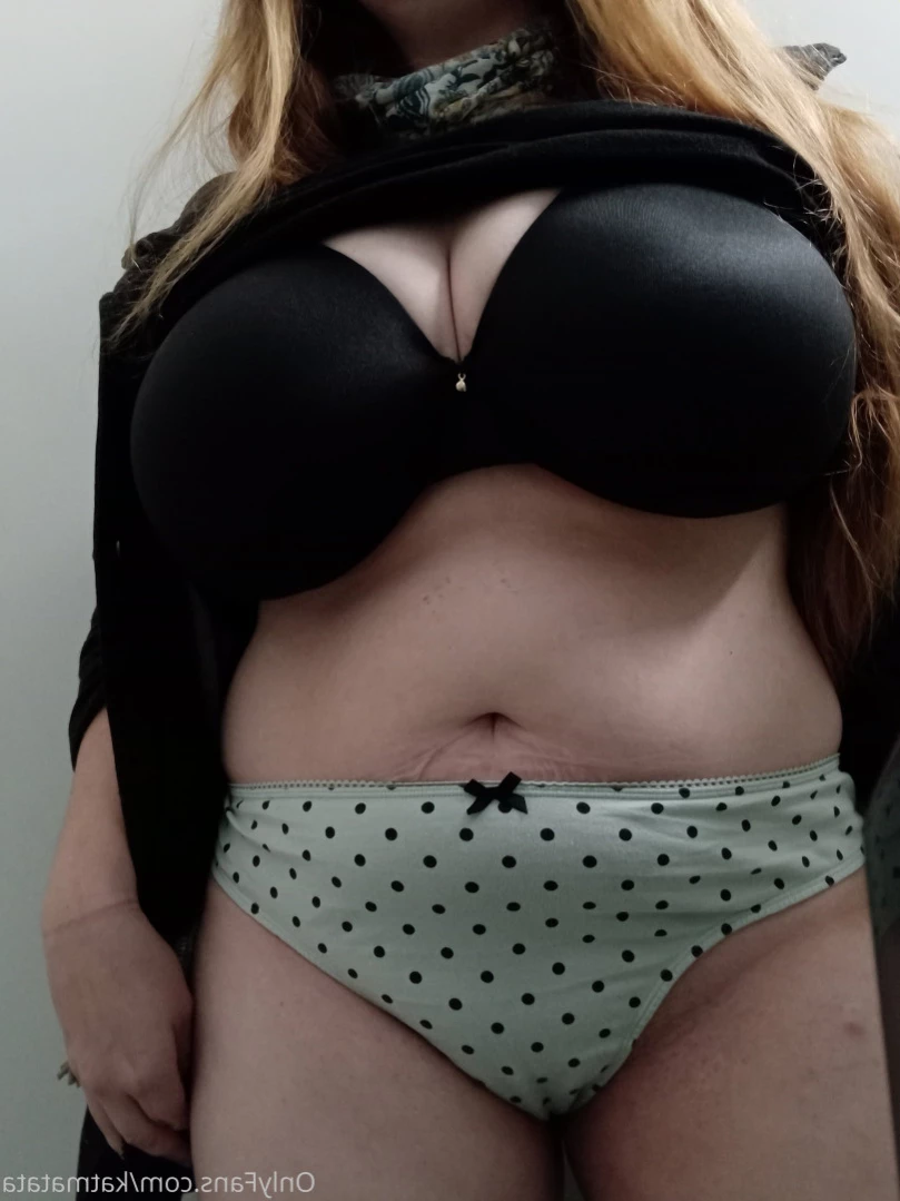 Kat [ katmatata ] Onlyfans leaked photo 11193760 on Hotleaks.tv