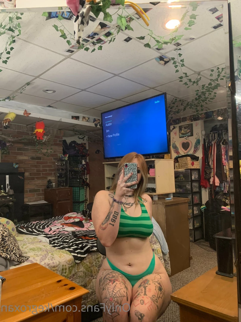 Keg Roxann [ kegroxan ] Onlyfans leaked photo 17241557 on Hotleaks.tv