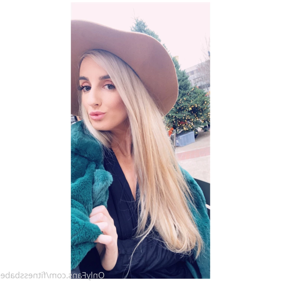 KHLOEE LUCA FREE PAGE [ khloeefree ] Onlyfans leaked photo 13507868 on Hotleaks.tv