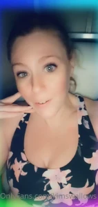 Kim Swallows [ kimswallows ] Onlyfans leaked video 14433832 on Hotleaks.tv