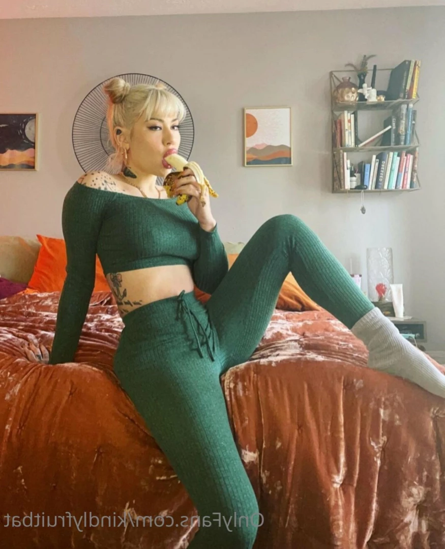 Tessa Grey [ kindlyfruitbat ] Onlyfans leaked photo 11184338 on Hotleaks.tv
