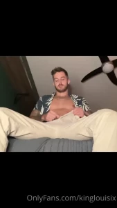 15926124