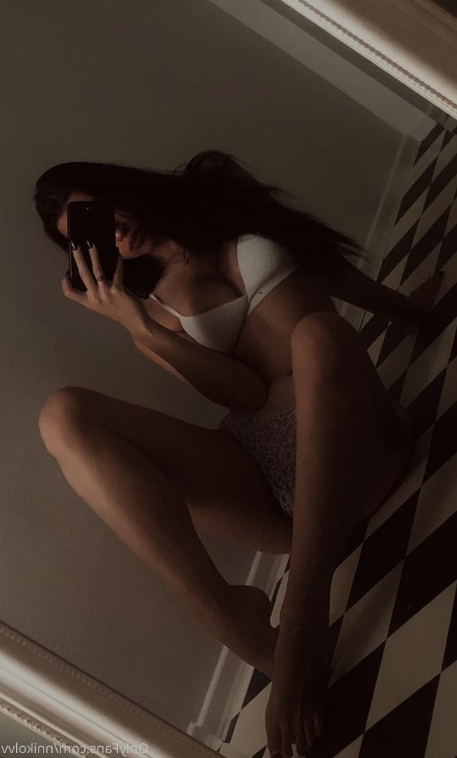  [ nnikolvv ] Onlyfans leaked photo 4629581 on Hotleaks.tv