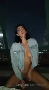 1703776
