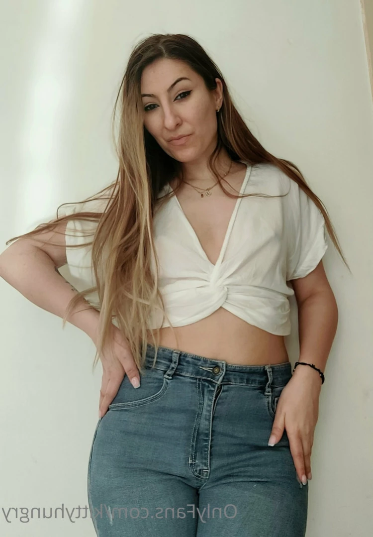kittyhungry Onlyfans leaked photo 14507774 on Hotleaks.tv