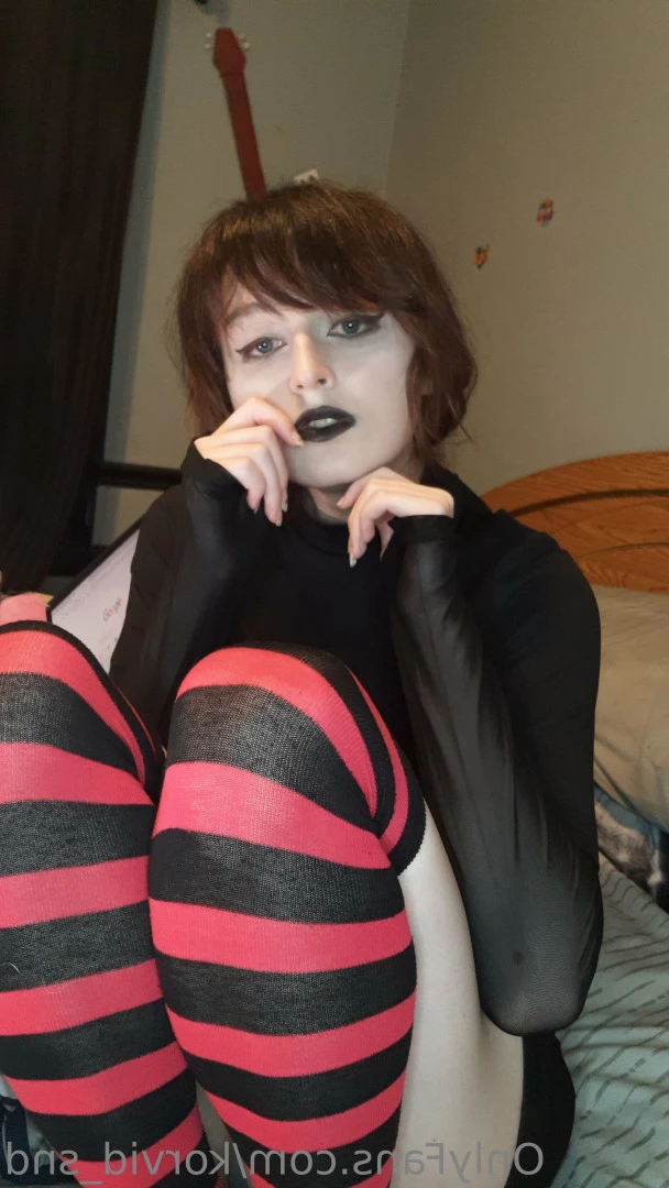 raven 🔪 🏳️‍⚧️ she/her [ korvid_snd ] Onlyfans leaked photo 17303256 on Hotleaks.tv
