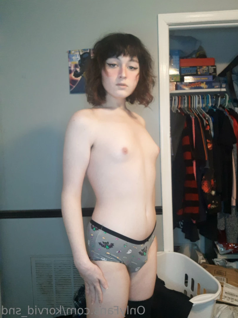 raven 🔪 🏳️‍⚧️ she/her [ korvid_snd ] Onlyfans leaked photo 11186305 on Hotleaks.tv