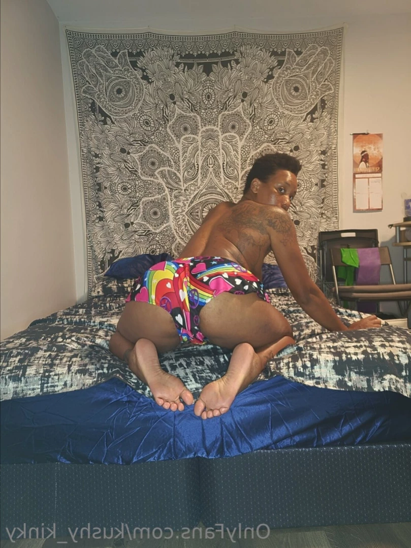 DELETING THIS. FOLLOW SMOKENCREAMY. [ kushy_kinky ] Onlyfans leaked photo 11188315 on Hotleaks.tv