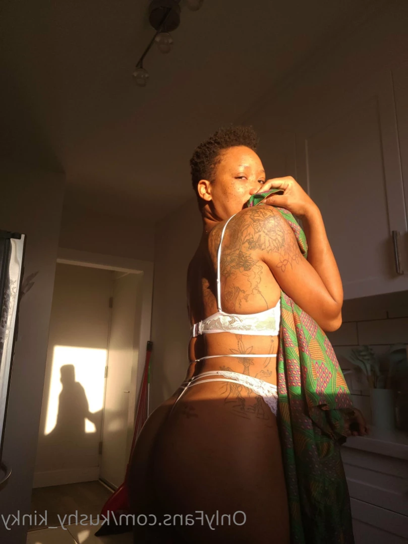 DELETING THIS. FOLLOW SMOKENCREAMY. [ kushy_kinky ] Onlyfans leaked photo 11189310 on Hotleaks.tv