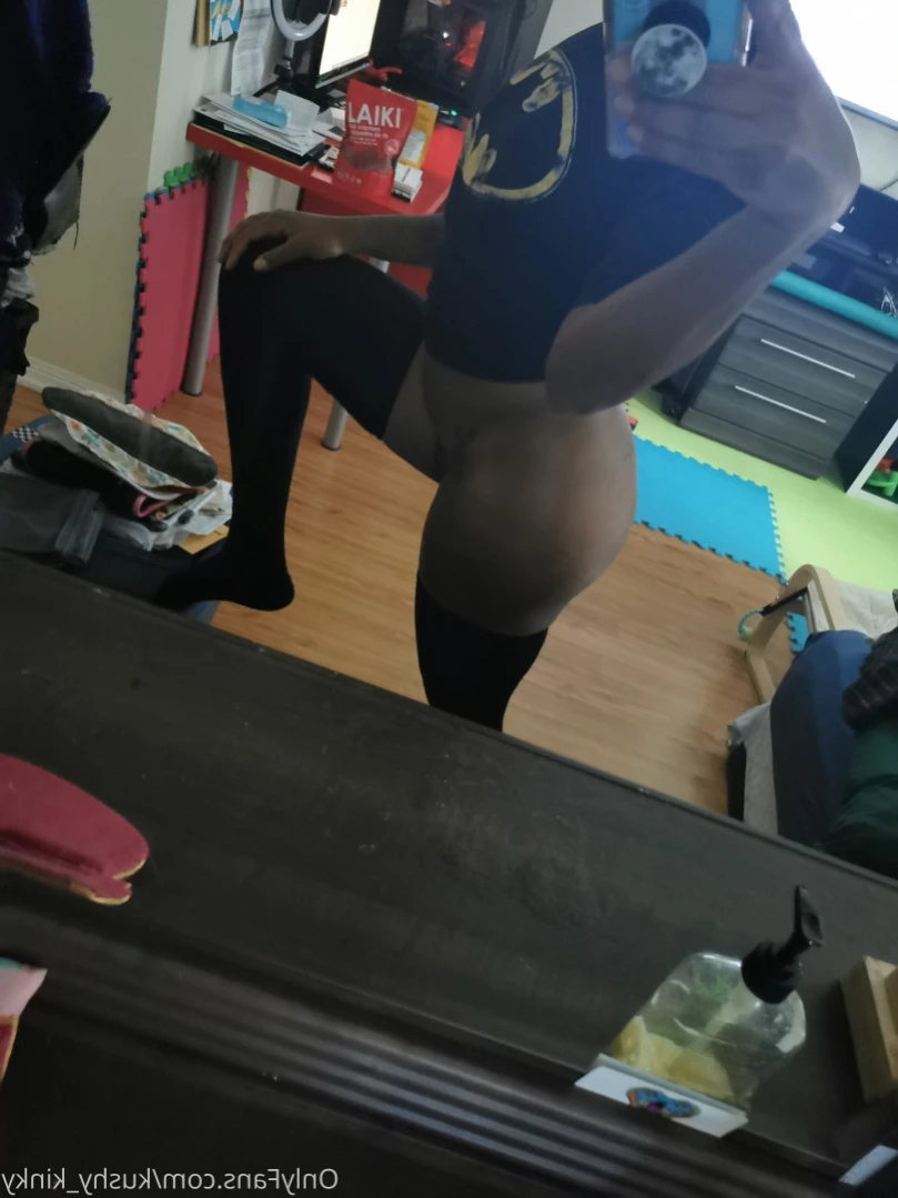 DELETING THIS. FOLLOW SMOKENCREAMY. [ kushy_kinky ] Onlyfans leaked photo 11189332 on Hotleaks.tv