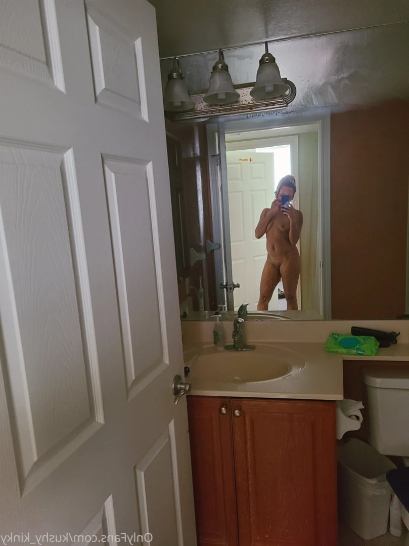 DELETING THIS. FOLLOW SMOKENCREAMY. [ kushy_kinky ] Onlyfans leaked photo 11189356 on Hotleaks.tv