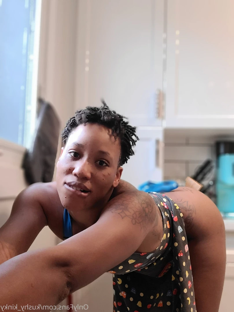 DELETING THIS. FOLLOW SMOKENCREAMY. [ kushy_kinky ] Onlyfans leaked photo 11189500 on Hotleaks.tv