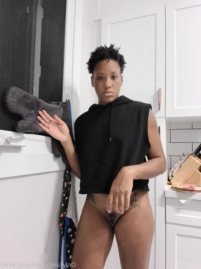 DELETING THIS. FOLLOW SMOKENCREAMY. [ kushy_kinky ] Onlyfans leaked photo 11189563 on Hotleaks.tv