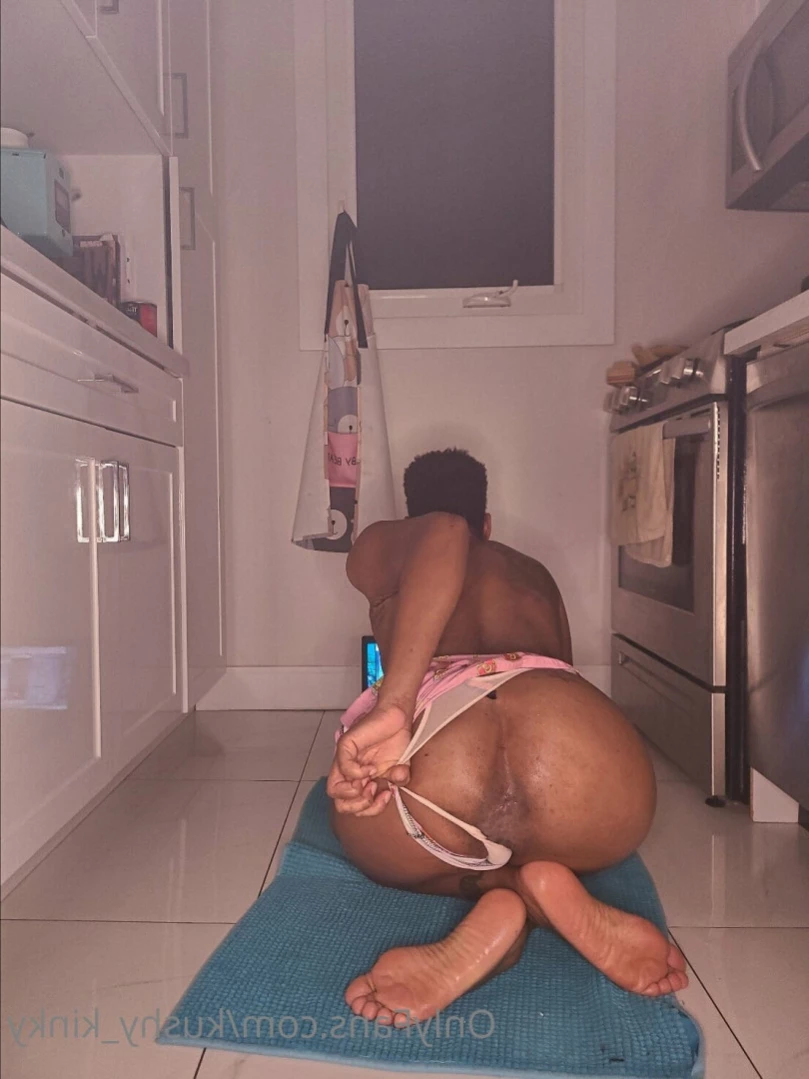 DELETING THIS. FOLLOW SMOKENCREAMY. [ kushy_kinky ] Onlyfans leaked photo 13506000 on Hotleaks.tv